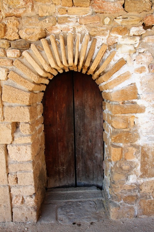 zz-carthage-door.jpg